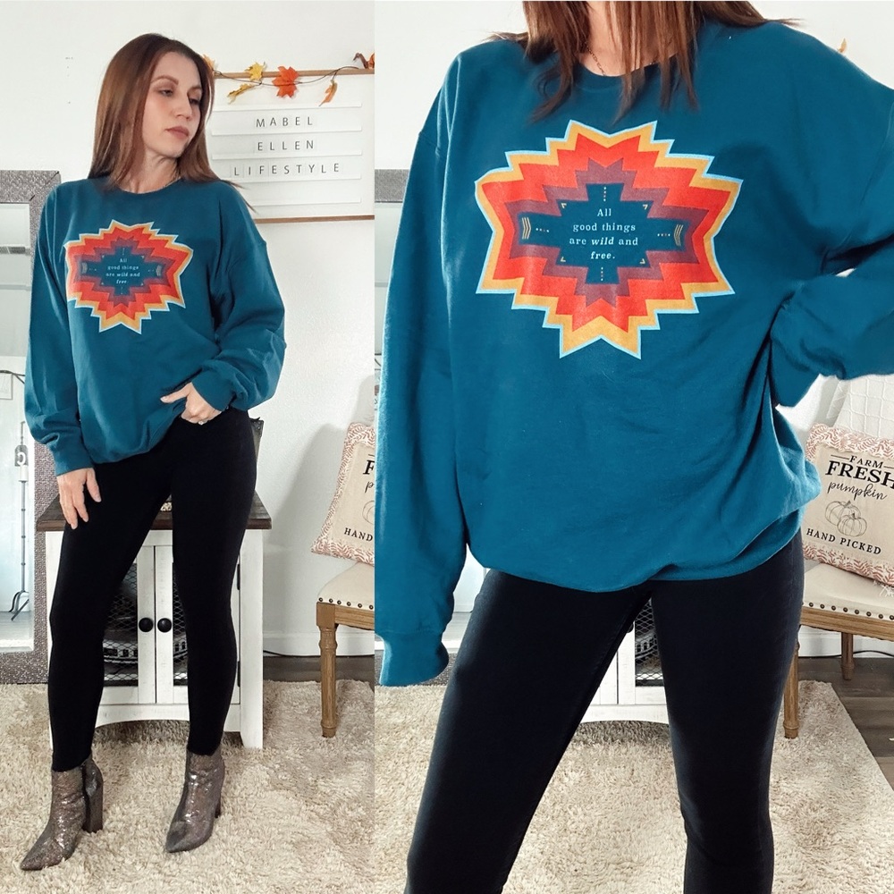 Western Boho Hippie vibe blue crewneck pullover sweatshirt size Large